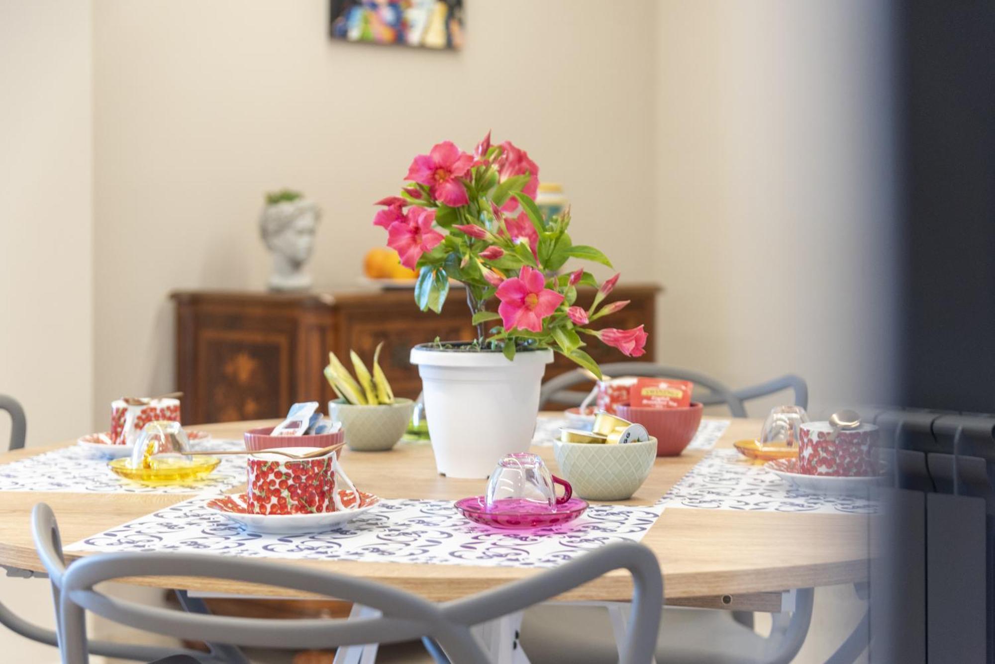 Martiri Home Catánia Buitenkant foto